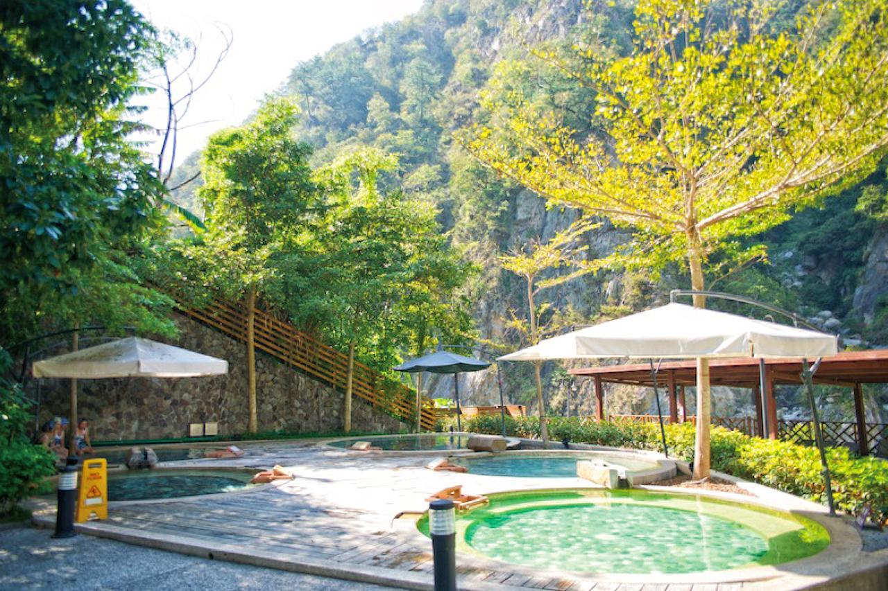 Uni-Resort Ku-Kuan Heping  Esterno foto