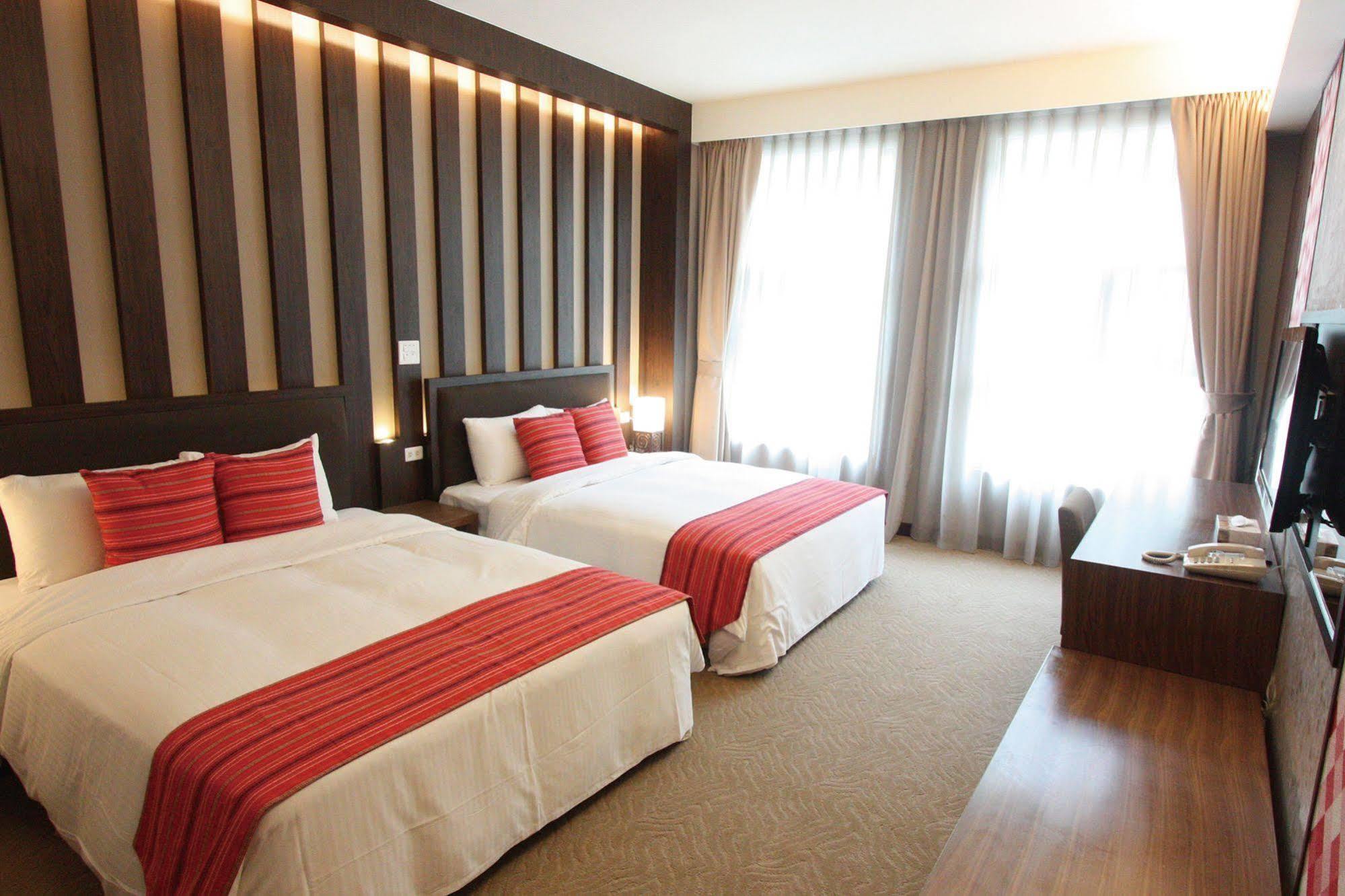 Uni-Resort Ku-Kuan Heping  Esterno foto