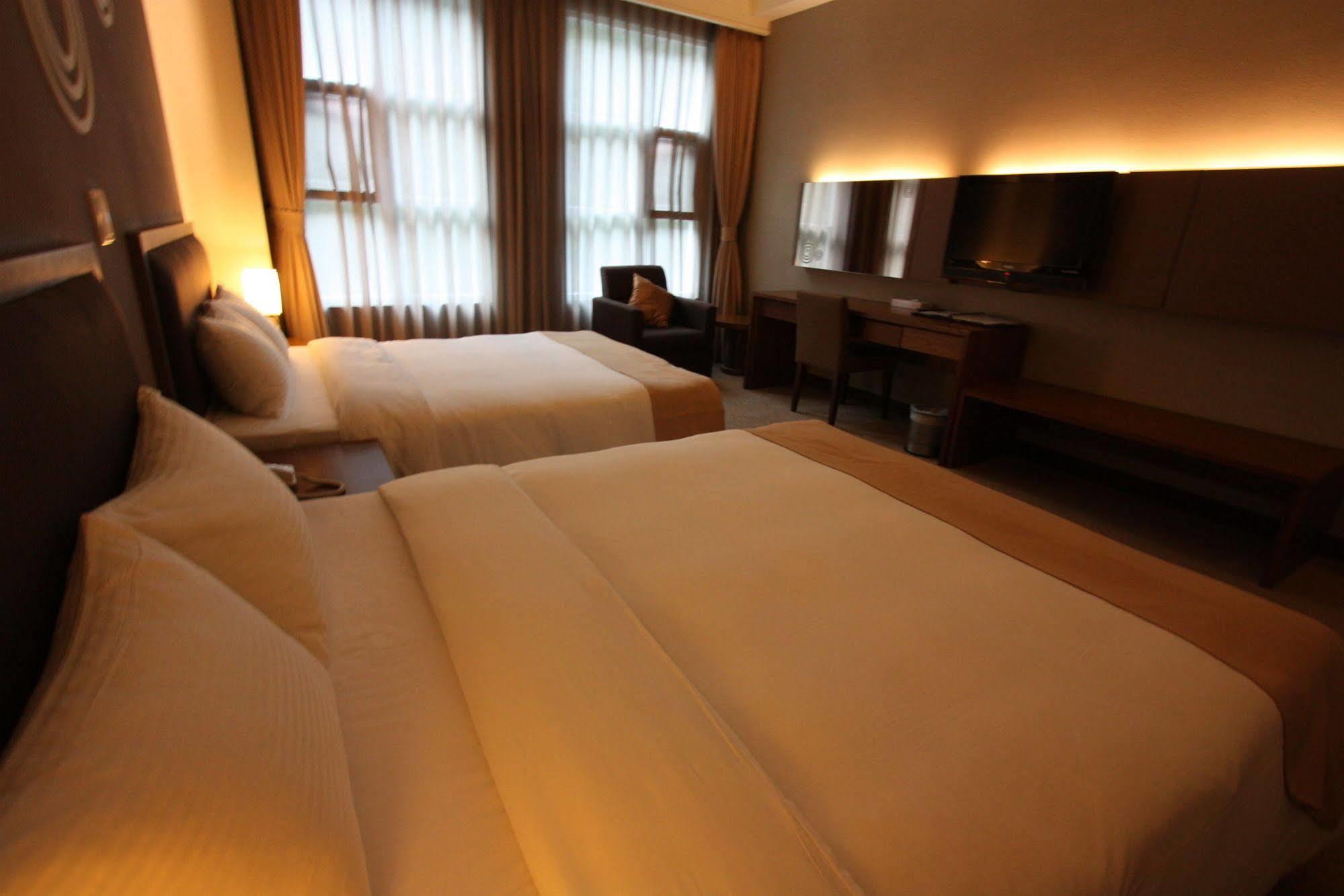 Uni-Resort Ku-Kuan Heping  Esterno foto